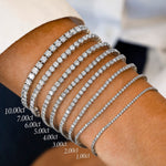 Diamond tennis bracelet with round brilliant stones