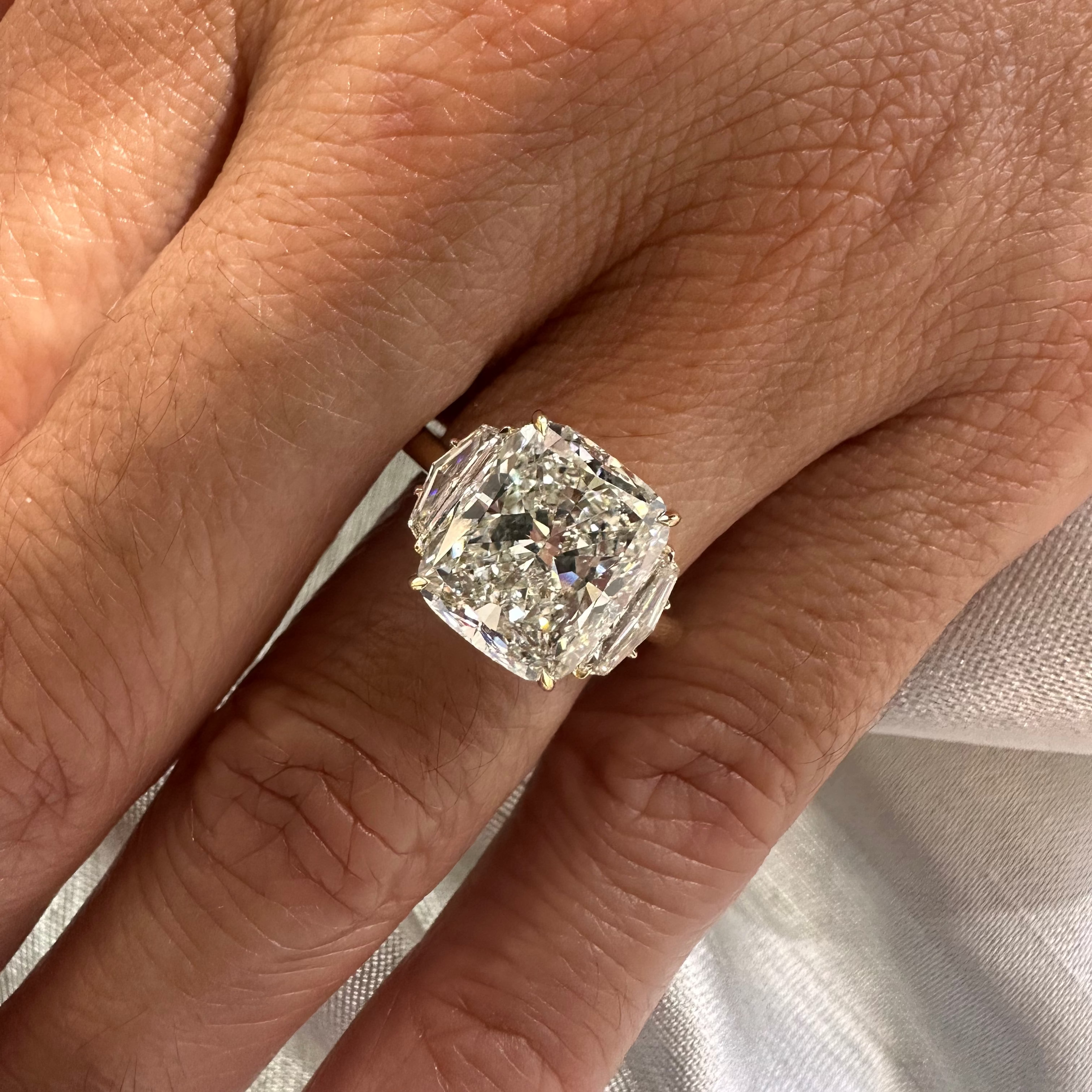 Natural 5.03ct Cushion Cut & Epaulette Diamond Ring