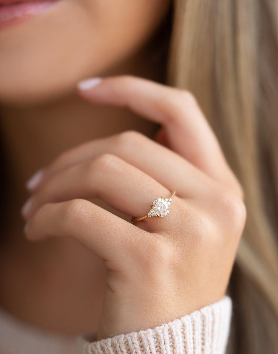 Buy Radiating Diamond Bridal Ring Set Online | CaratLane